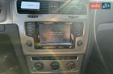 Универсал Volkswagen Golf 2013 в 