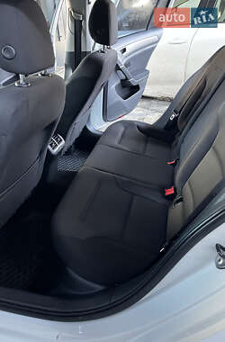 Универсал Volkswagen Golf 2015 в 