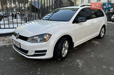 Универсал Volkswagen Golf 2015 в 