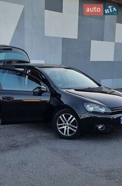 Хетчбек Volkswagen Golf 2009 в Вінниці