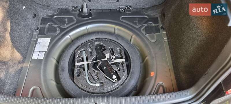 Хетчбек Volkswagen Golf 2009 в Вінниці