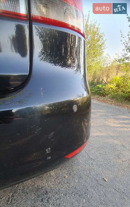 Хетчбек Volkswagen Golf 2009 в Вінниці