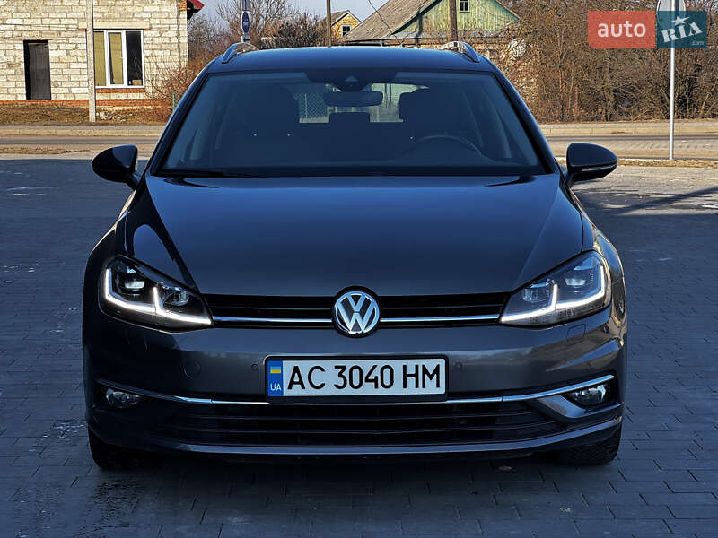 Універсал Volkswagen Golf 2018 в 