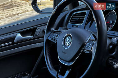 Універсал Volkswagen Golf 2018 в 