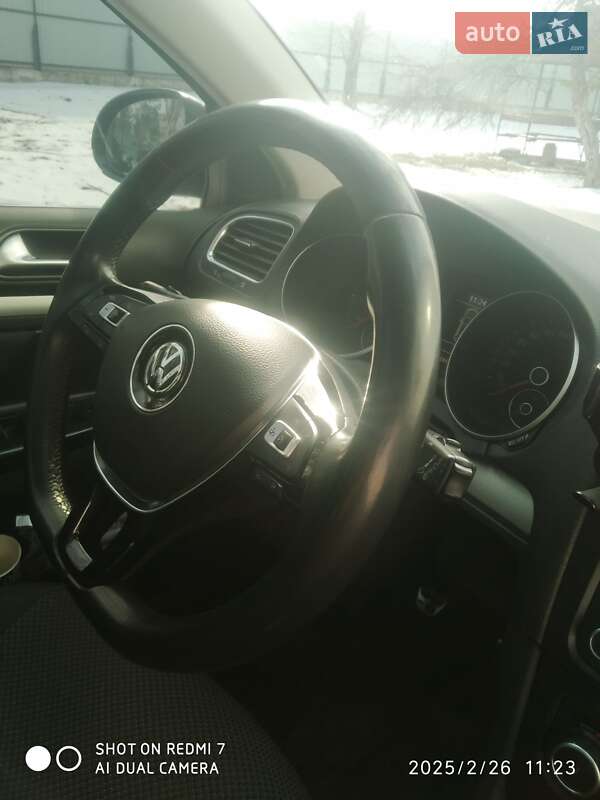 Універсал Volkswagen Golf 2010 в Дубровиці