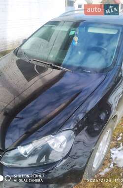 Универсал Volkswagen Golf 2010 в 