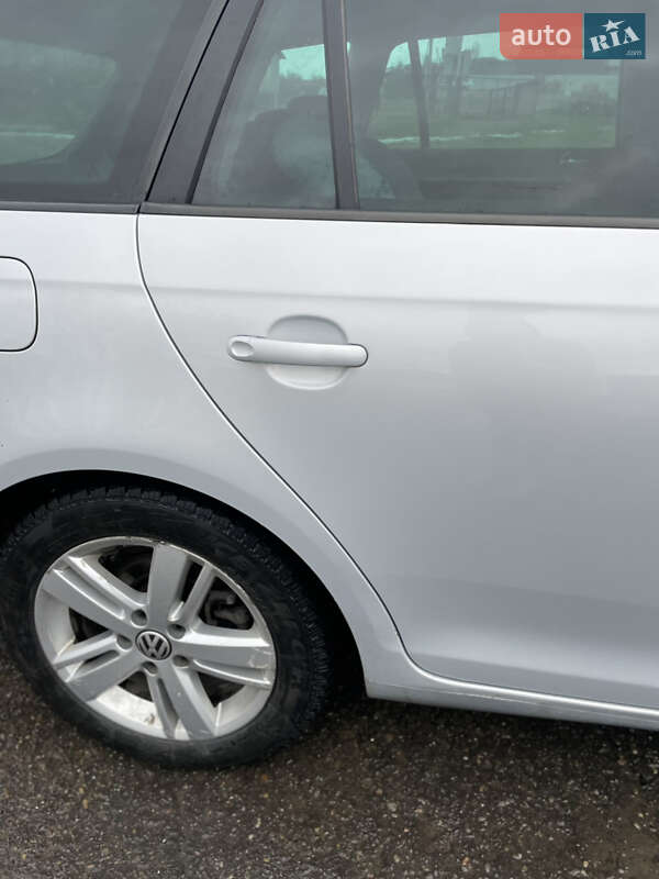 Универсал Volkswagen Golf 2012 в Ходорове