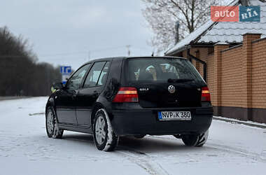 Хетчбек Volkswagen Golf 2003 в Красилові