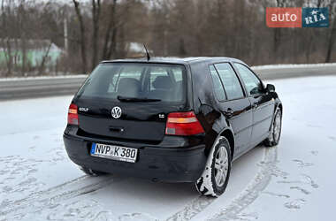 Хетчбек Volkswagen Golf 2003 в Красилові