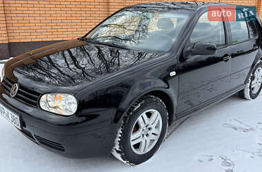 Хетчбек Volkswagen Golf 2003 в Красилові