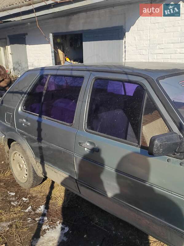 Хэтчбек Volkswagen Golf 1987 в Шполе
