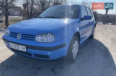 Хэтчбек Volkswagen Golf 1998 в Деньгах