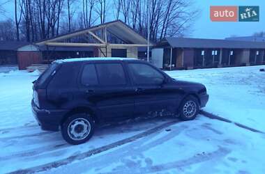 Хэтчбек Volkswagen Golf 1994 в  фото 2 Хэтчбек Volkswagen Golf 1994 в