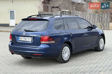 Универсал Volkswagen Golf 2011 в Мукачево