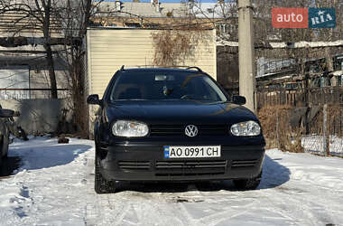 Універсал Volkswagen Golf 2003 в Києві