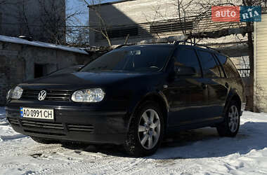 Універсал Volkswagen Golf 2003 в Києві