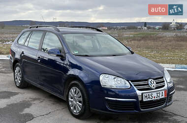 Універсал Volkswagen Golf 2008 в Радивиліві