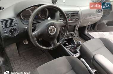 Універсал Volkswagen Golf 2003 в Софіївській Борщагівці