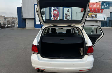 Универсал Volkswagen Golf 2012 в 