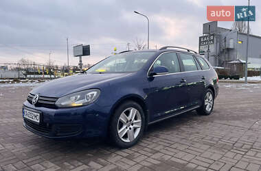 Універсал Volkswagen Golf 2010 в Києві