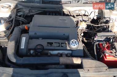 Универсал Volkswagen Golf 2003 в Оржице