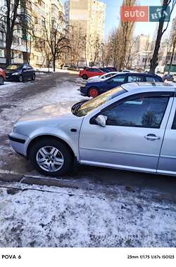 Хетчбек Volkswagen Golf 2001 в Києві