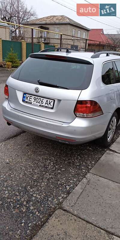 Універсал Volkswagen Golf 2012 в Кривому Розі