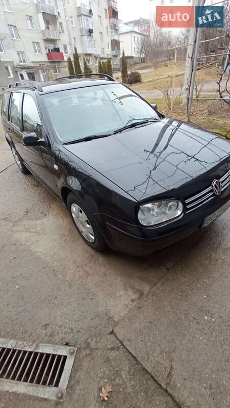 Volkswagen Golf 2001