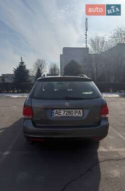Универсал Volkswagen Golf 2011 в 