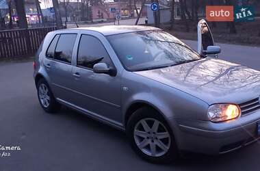 Хетчбек Volkswagen Golf 2003 в Івано-Франківську