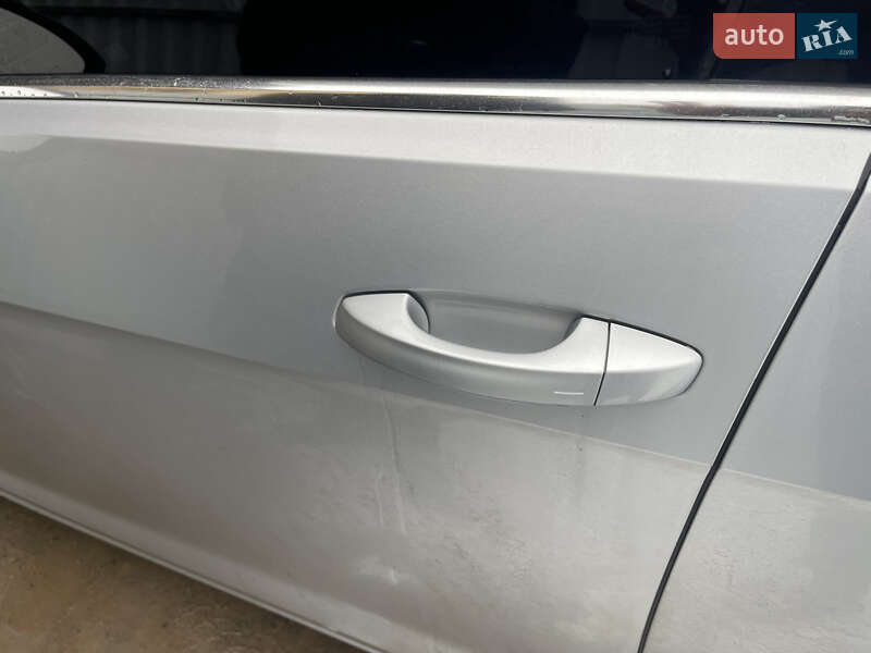 Универсал Volkswagen Golf 2015 в Виннице