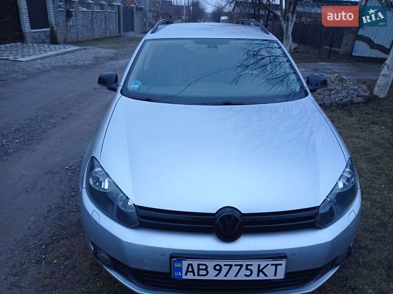 Універсал Volkswagen Golf 2013 в Хмільнику
