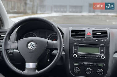 Хетчбек Volkswagen Golf 2007 в Березані