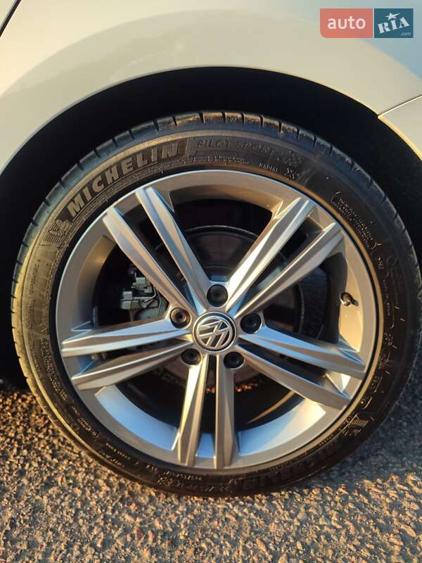 Универсал Volkswagen Golf 2020 в Раздельной