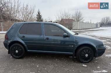 Хетчбек Volkswagen Golf 2000 в Харкові