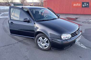 Универсал Volkswagen Golf 2001 в Киеве