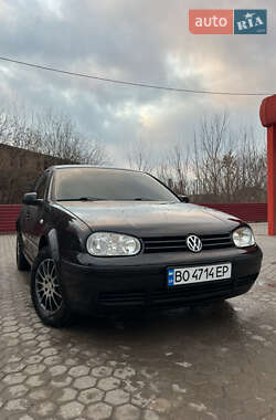 Хэтчбек Volkswagen Golf 2000 в Кременце