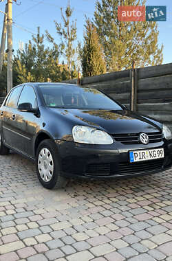 Хетчбек Volkswagen Golf 2005 в Івано-Франківську