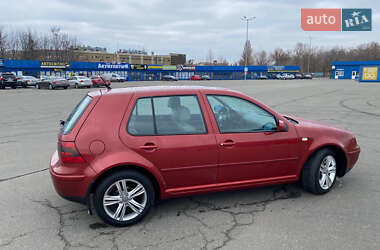 Хетчбек Volkswagen Golf 2000 в Києві