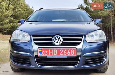 Універсал Volkswagen Golf 2009 в Києві