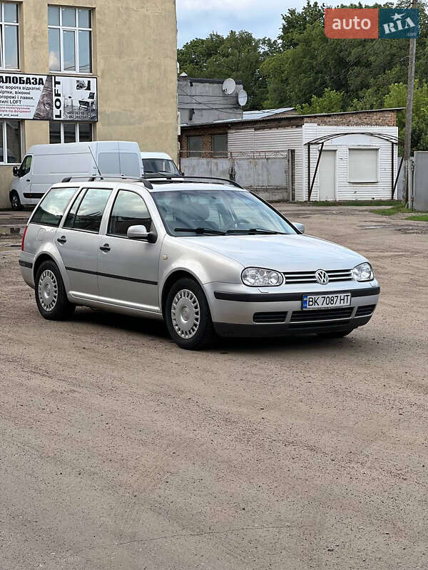 Volkswagen Golf 1999