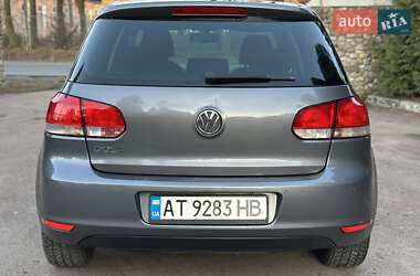 Хетчбек Volkswagen Golf 2010 в Калуші