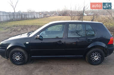 Хетчбек Volkswagen Golf 1999 в Києві