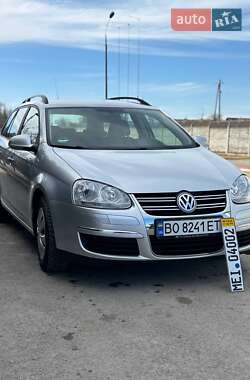 Универсал Volkswagen Golf 2007 в Бучаче