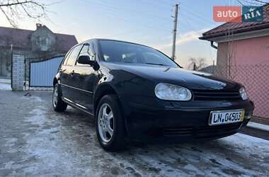 Хэтчбек Volkswagen Golf 2001 в Тернополе