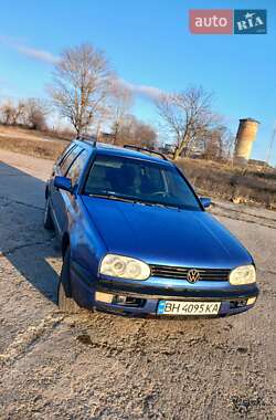 Універсал Volkswagen Golf 1995 в Окнах