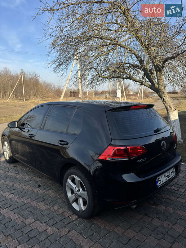 Хэтчбек Volkswagen Golf 2015 в Киеве фото 15 Хэтчбек Volkswagen Golf 2015 в Киеве