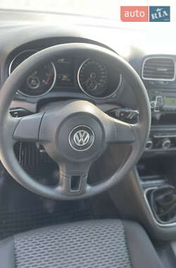 Хэтчбек Volkswagen Golf 2009 в Виннице