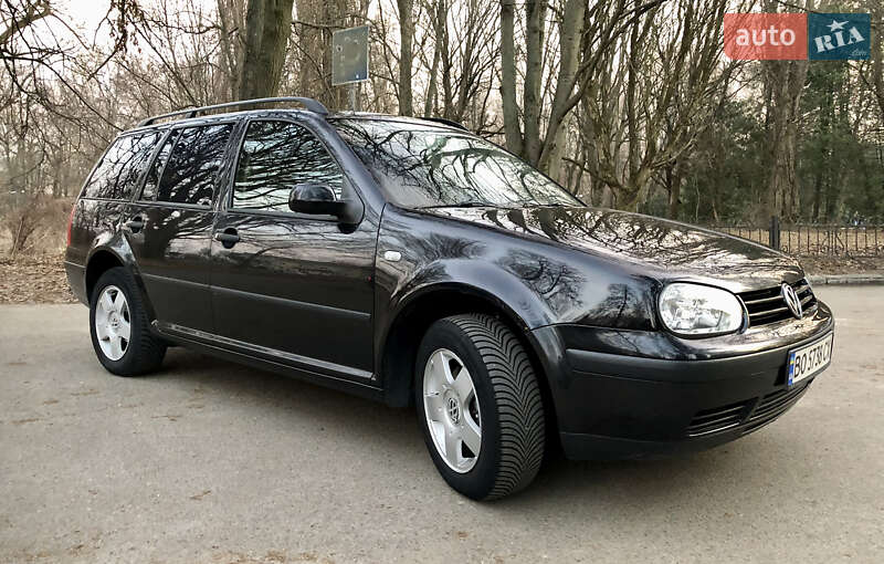 Volkswagen Golf 2001