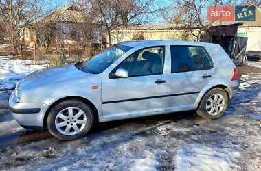 Хэтчбек Volkswagen Golf 1998 в 
